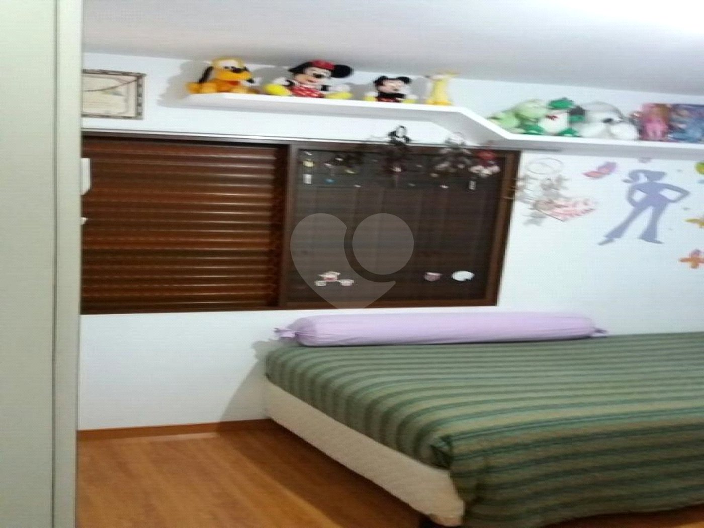 Casa à venda com 3 quartos, sendo 1 suíte,  no condomínio Alameda do Eucaliptos, São Paulo - SP