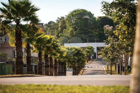 Casa à venda com 3 suítes no condomínio Vintage, Cotia - SP