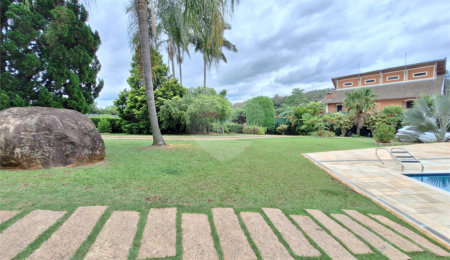 Casa à venda com 7 quartos, sendo 3 suítes,  no condomínio Chacaras do Lago, Vinhedo - SP