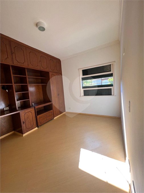 Sobrado à venda com 3 quartos, sendo 1 suíte, em Planalto Paulista, São Paulo, SP