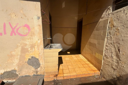 Casa Térrea à venda com 3 quartos em Campos Elíseos, Ribeirão Preto, SP