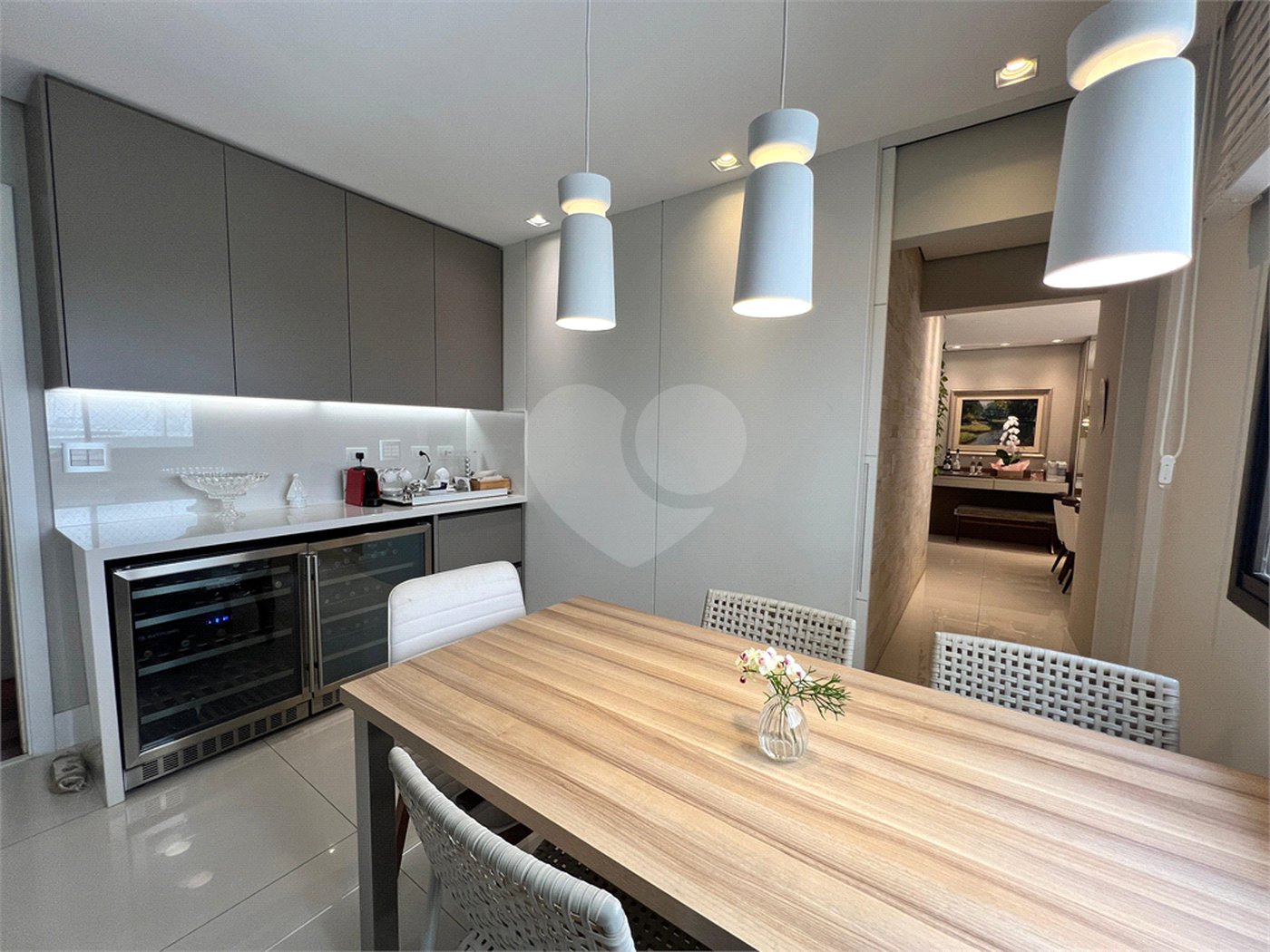 Apartamento à venda com 4 quartos, sendo 3 suítes, em Itaim Bibi, São Paulo, SP