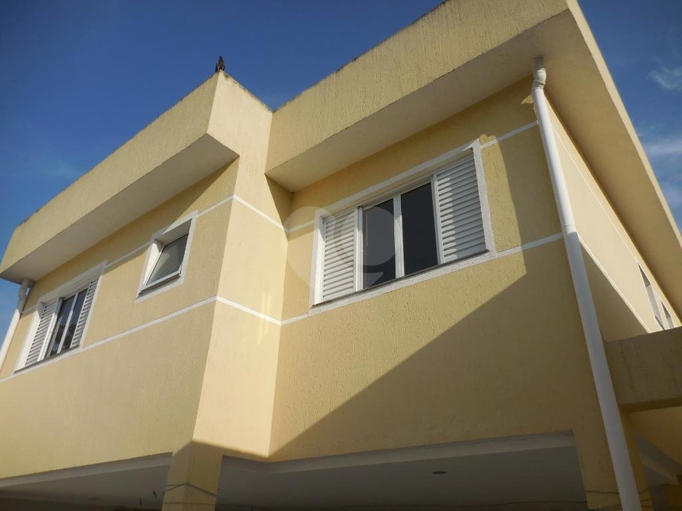 Casa Térrea à venda com 3 suítes em Horto, São Paulo, SP