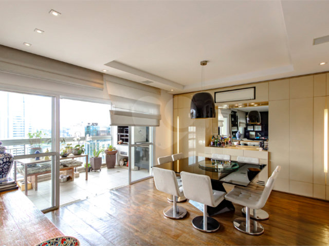 Apartamento à venda com 2 suítes em Brooklin, São Paulo, SP