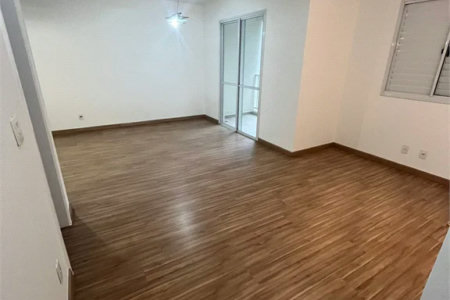 Apartamento à venda com 2 quartos, sendo 1 suíte, em Parque Reboucas, São Paulo, SP
