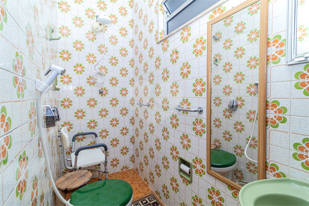 Casa Térrea à venda com 3 quartos, sendo 1 suíte, em Interlagos, São Paulo, SP