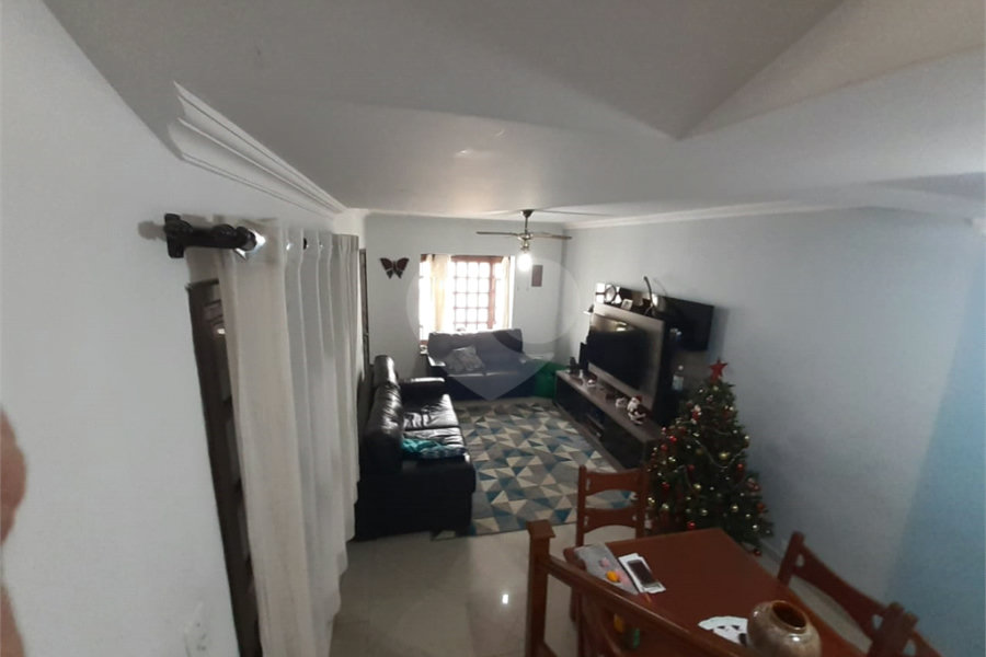Sobrado à venda com 3 quartos, sendo 1 suíte, em Vila Maria Alta, São Paulo, SP