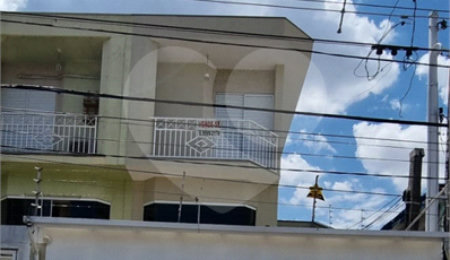 Sobrado à venda com 3 suítes em Vila Nair, São Paulo, SP