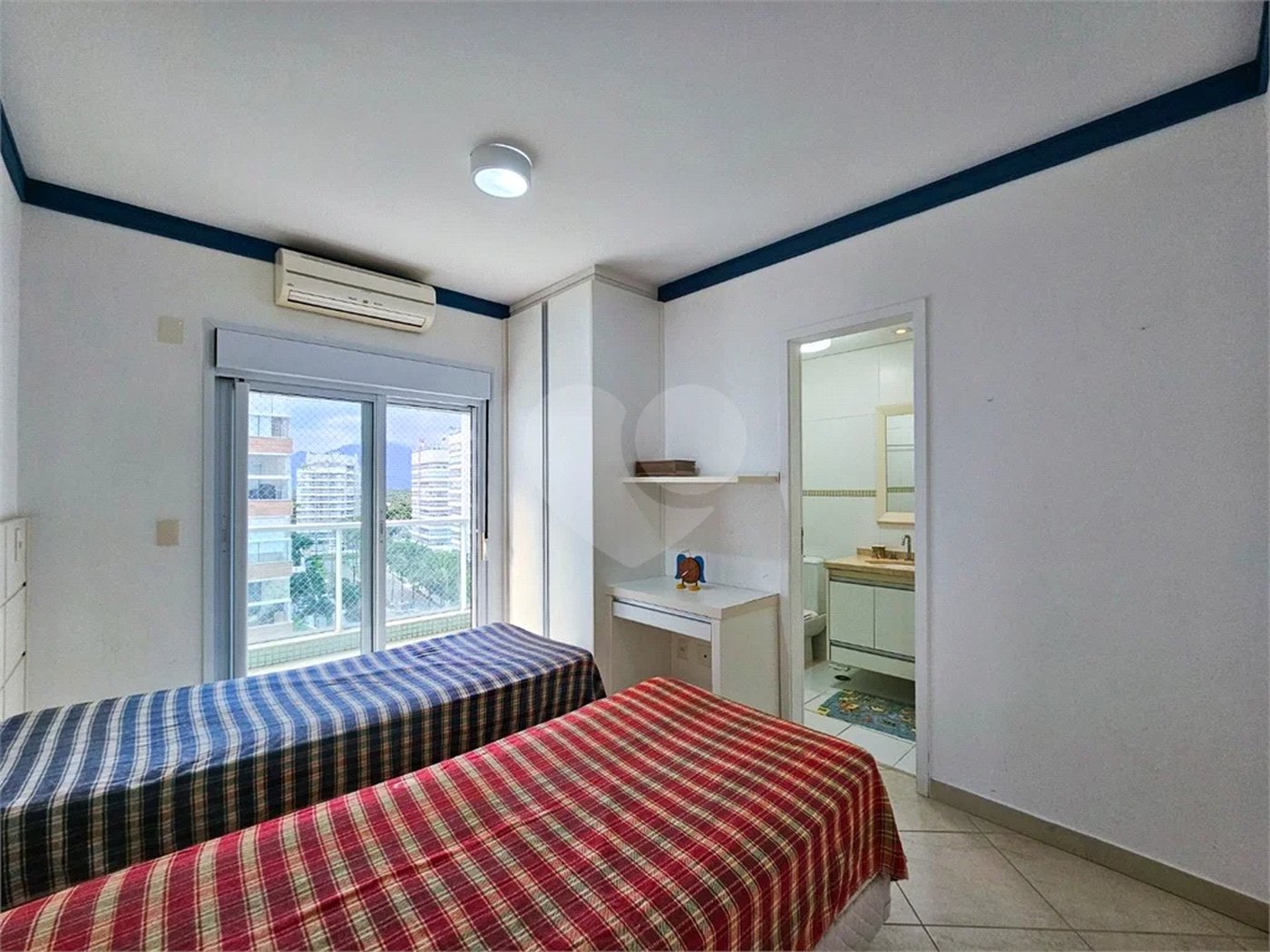Apartamento à venda com 4 suítes em Riviera de São Lourenço, Bertioga, SP