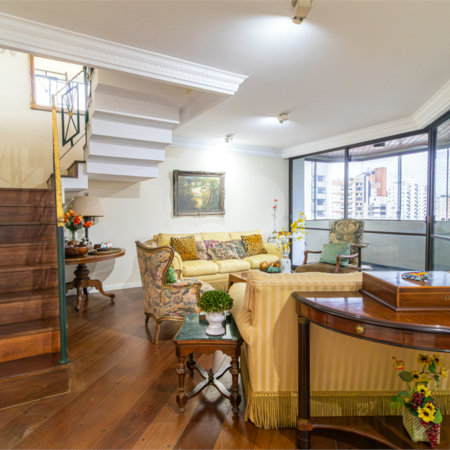 Duplex à venda com 4 quartos, sendo 3 suítes, em Campo Belo, São Paulo, SP