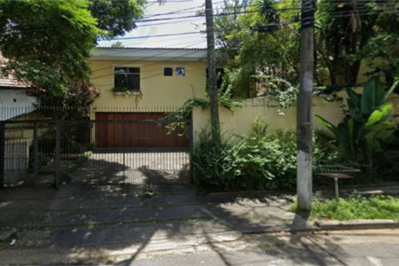 Casa à venda ou para alugar com 3 suítes em Jardim Guedala, São Paulo, SP