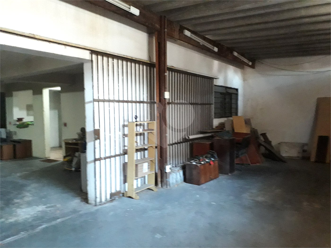 Sobrado à venda com 4 quartos, sendo 1 suíte, em Vila Constança, São Paulo, SP