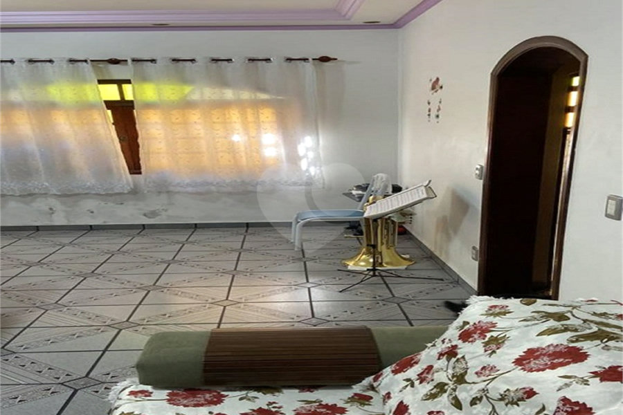 Sobrado à venda com 4 quartos, sendo 1 suíte, em São Miguel Paulista, São Paulo, SP