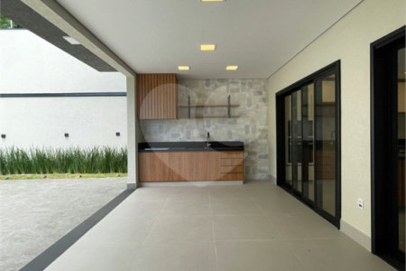 Casa à venda com 3 suítes no condomínio Reserva São Nicolau, Atibaia - SP