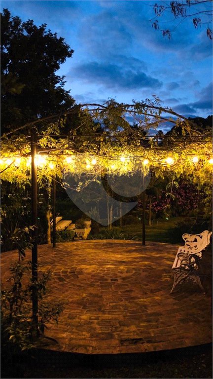 Casa Térrea à venda com 4 quartos, sendo 1 suíte, em Roseira, Mairiporã, SP