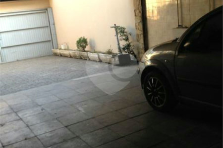 Sobrado à venda com 3 quartos, sendo 1 suíte, em Vila Guarani (z Sul), São Paulo, SP