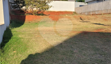 Terreno à venda com 1 suíte no condomínio Residencial Raizes, Paulínia - SP