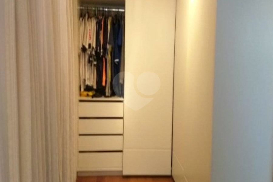 Casa à venda com 4 quartos, sendo 3 suítes, em Butantã, São Paulo, SP