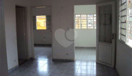 Sobrado à venda com 4 quartos em Parada Inglesa, São Paulo, SP