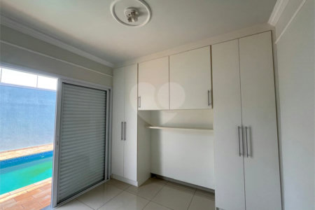 Casa à venda com 3 quartos em Jardim Alvorada, Itapetininga, SP