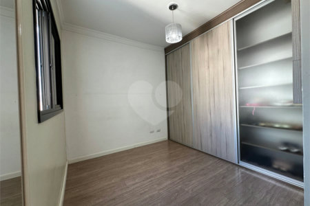Apartamento à venda com 3 quartos, sendo 1 suíte,  em Gopoúva, Guarulhos, SP