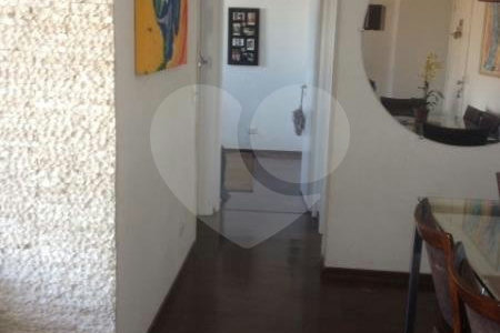 Apartamento à venda com 3 quartos em Vila Sofia, São Paulo, SP