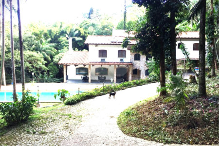 Casa à venda com 8 quartos, sendo 4 suítes, em Parque Alves de Lima, São Paulo, SP