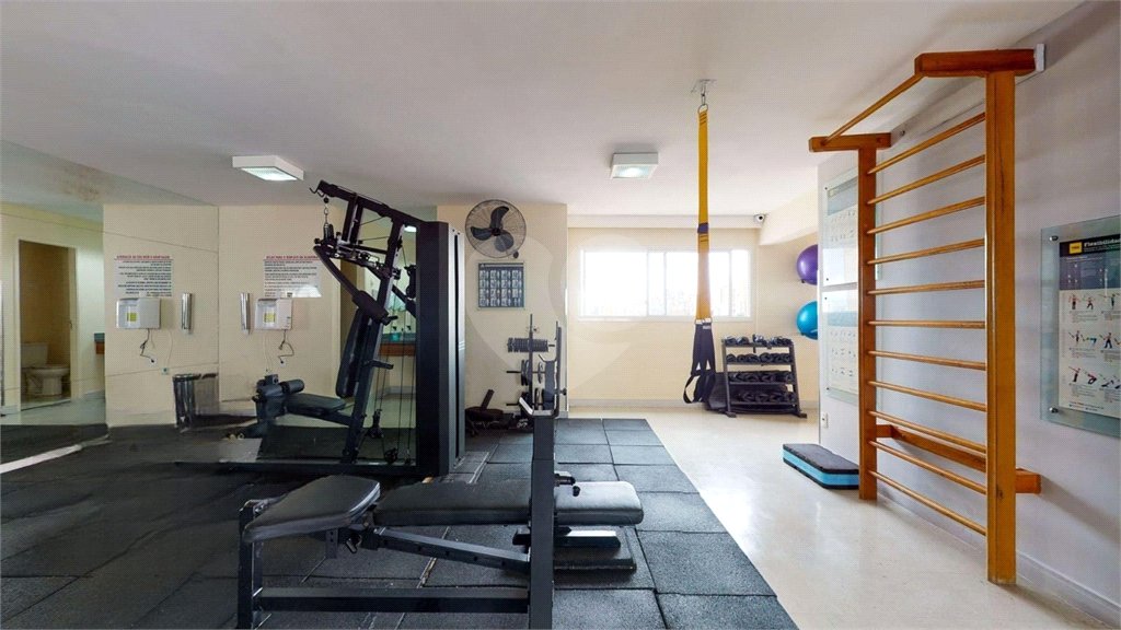 Apartamento à venda Bela Vista, 38m², andar alto, 1 dormitório, 1 vaga, lazer, porteira fechada