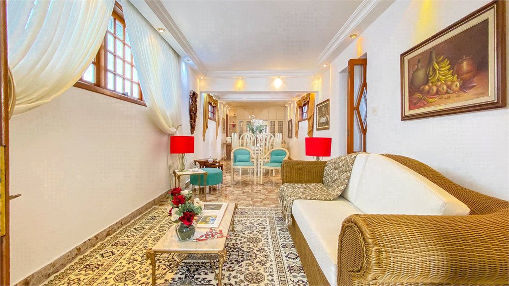 Casa de Vila à venda com 4 quartos, sendo 2 suítes, em Cambuci, São Paulo, SP