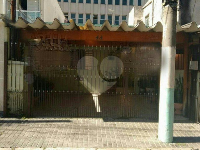 Casa à venda com 2 quartos, sendo 1 suíte,  em Vila Constança, São Paulo, SP