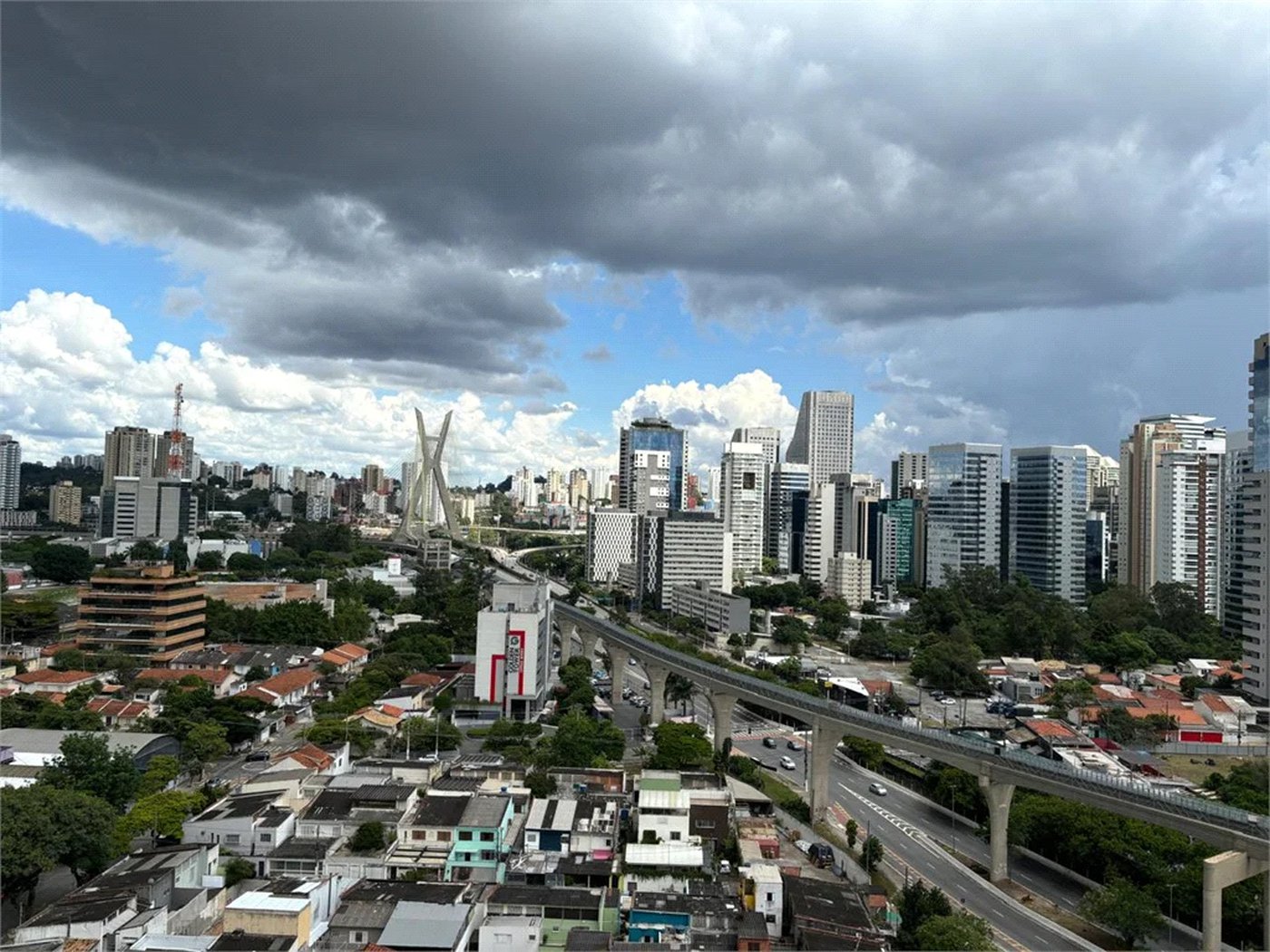 Apartamento à venda com 1 suíte em Vila Cordeiro, São Paulo, SP