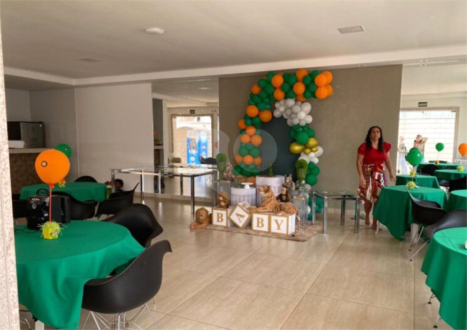 Apartamento à venda com 2 quartos em Morada do Ouro, Cuiabá, MT