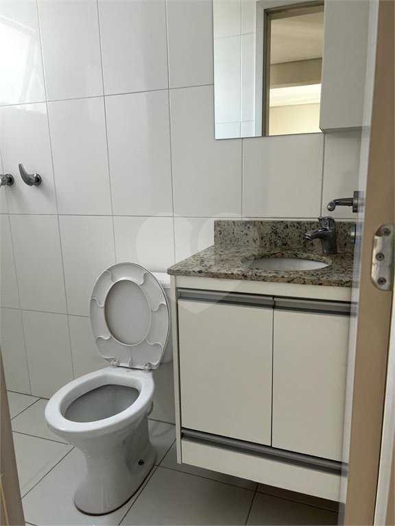Apartamento para alugar com 2 quartos, sendo 1 suíte, em Campestre, Santo André, SP