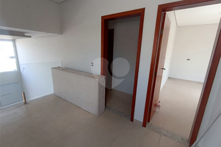 Casa à venda com 3 quartos, sendo 1 suíte, no condomínio Residencial Golden Ville, Itapetininga - SP