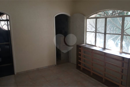 Casa à venda com 5 quartos, sendo 3 suítes,  no condomínio Estância Marambaia, Vinhedo - SP