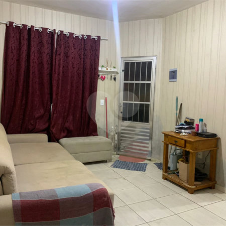 Casa à venda com 2 quartos em Jardim das Bandeiras, Mogi das Cruzes, SP