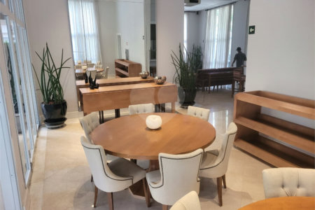 Apartamento à venda com 3 quartos, sendo 2 suítes, em Vila Uberabinha, São Paulo, SP