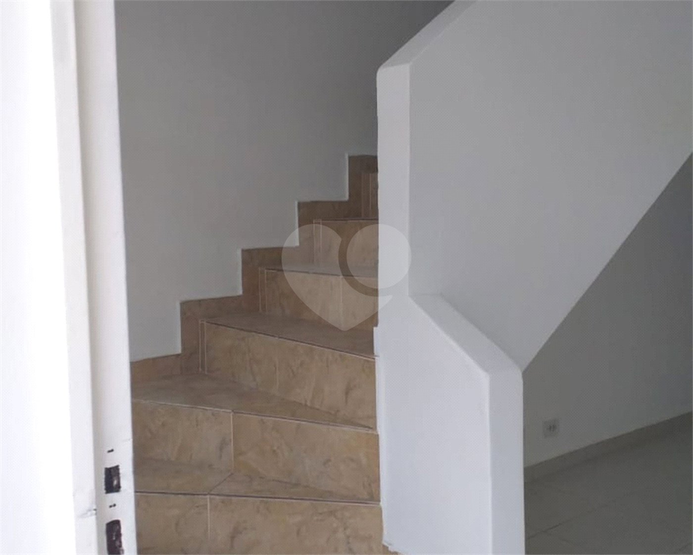 Sobrado à venda com 2 quartos em Vila das Palmeiras, Guarulhos, SP