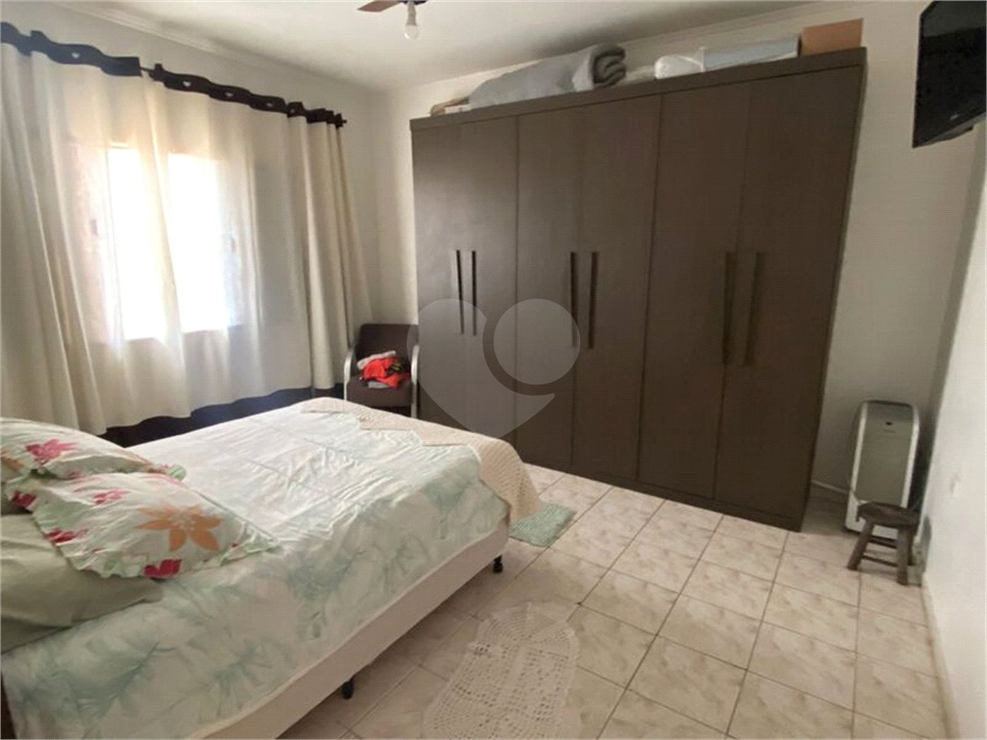 Casa à venda com 7 quartos, sendo 2 suítes, em Vila Augusta, Sorocaba, SP