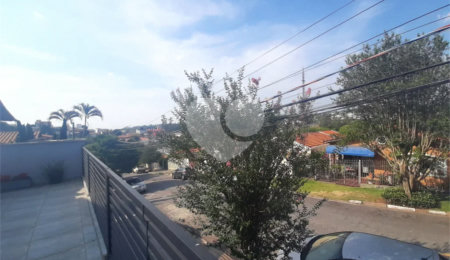 Casa Térrea à venda com 3 quartos, sendo 1 suíte,  no Centro, Vinhedo, SP