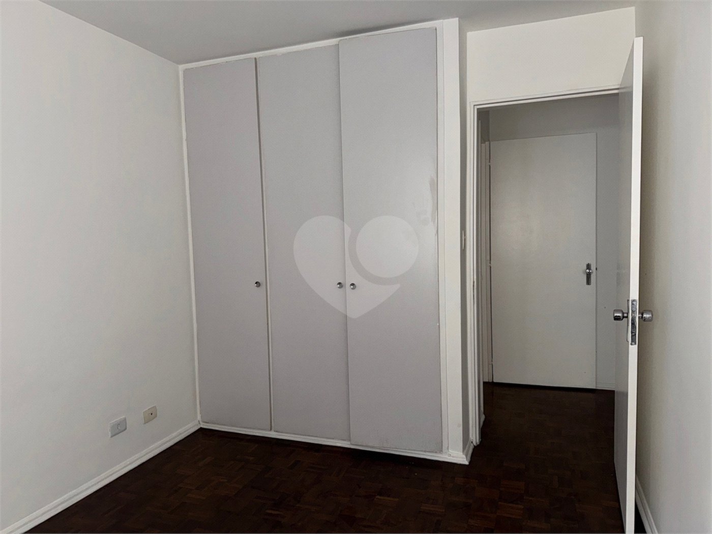 Apartamento à venda ou para alugar com 3 quartos, sendo 1 suíte,  em Jardim Paulista, São Paulo, SP
