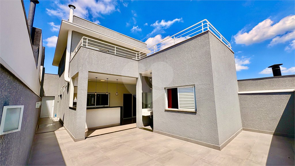 Casa à venda com 4 quartos, sendo 1 suíte,  no condomínio Villagio Milano, Sorocaba - SP