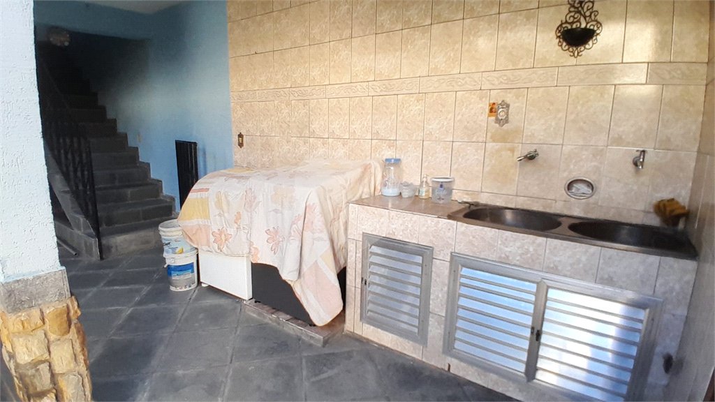 Casa à venda com 4 quartos, sendo 1 suíte, em Bangu, Rio de Janeiro, RJ