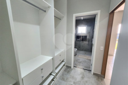 Casa de Vila à venda com 3 suítes em Inhayba, Sorocaba, SP
