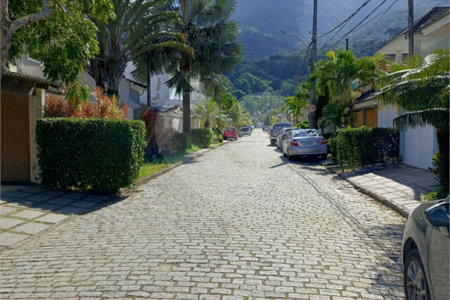 Casa à venda com 3 suítes no condomínio Atlantico Sul, Rio de Janeiro - RJ