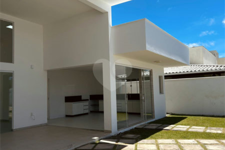 Casa à venda com 3 suítes, em Orla Norte, Porto Seguro, BA