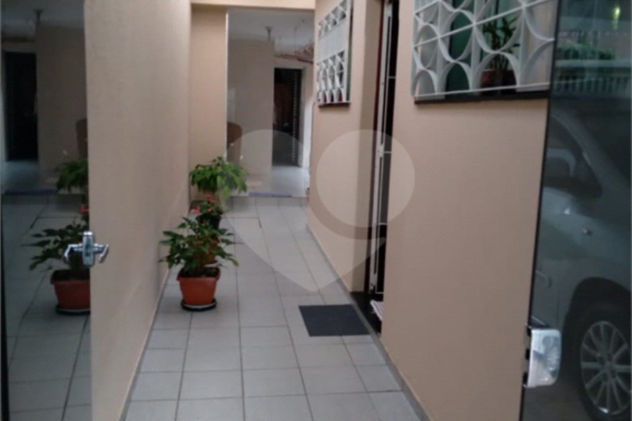 Casa Térrea à venda com 3 quartos, sendo 1 suíte, em Vila Galvão, Guarulhos, SP