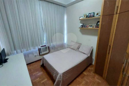 Cobertura à venda com 4 quartos, sendo 1 suíte,  em Tijuca, Rio de Janeiro, RJ