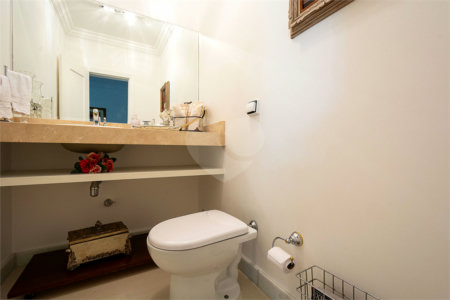 Apartamento à venda com 4 suítes em Jardim Marajoara, São Paulo, SP