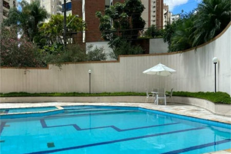 Apartamento à venda com 3 suítes em Vila Suzana, São Paulo, SP